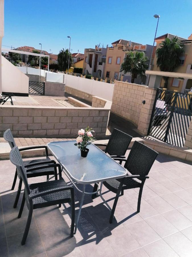 Bright Bungalow Oasis Beach La Zenia Orihuela Exterior photo